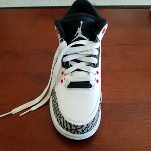 Nike sneakers never worn.